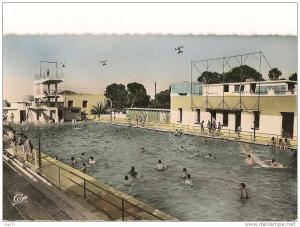 RELIZANE     La piscine municipale (Pin architecte)