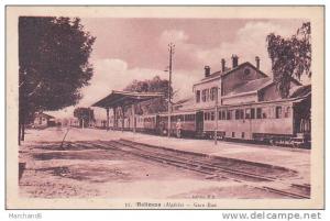 ALGERIE.RELIZANE.GARE ETAT TRAIN EN GARE A L ARRET