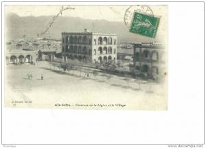 AÏN SEFRA - Casernes de la Légion et le Village - plis aux coins