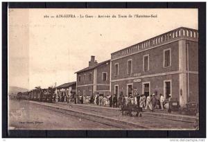 Algérie - Ain-Sefra - La Gare - Arrivée du Train de l'Extrème-Sud