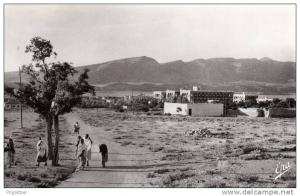 ALGERIE / ALGERIEN    Ain Sefra     Les Casernes vues du Ksar