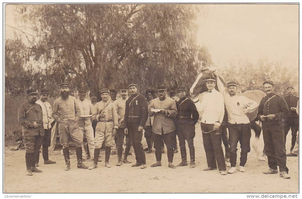 cpa  Relizane. Militaires. 2eme régt.  carte-photo. ( 27 sept 1914 ). ( 2 scans )
