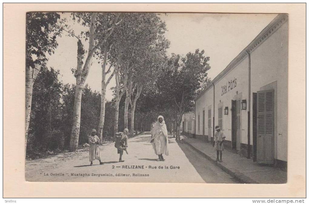 D51424 Postcard Relizane Rue de la Gare 