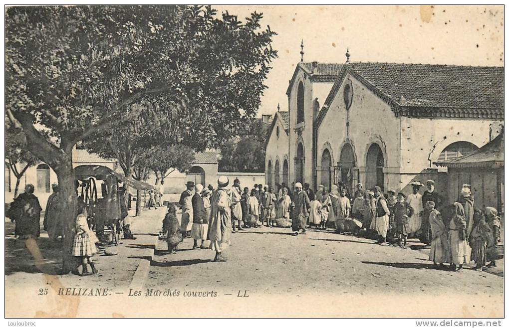 RELIZANE LES MARCHES COUVERTS