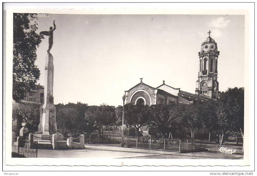RELIZANE - Monument  aux  Morts  et  Eglise