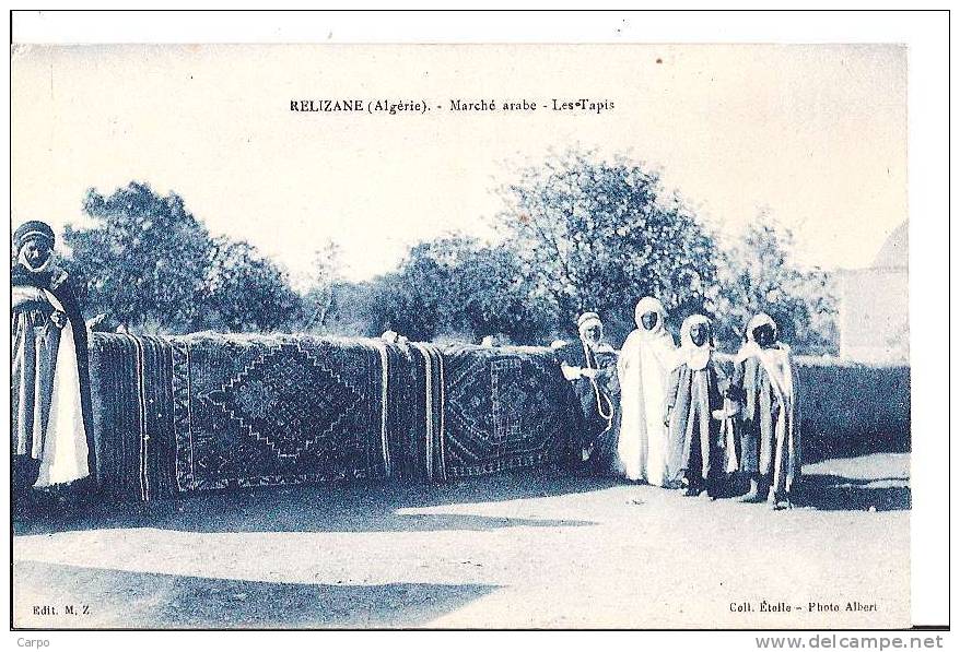 RELIZANE - Marché arabe - Les Tapis.
