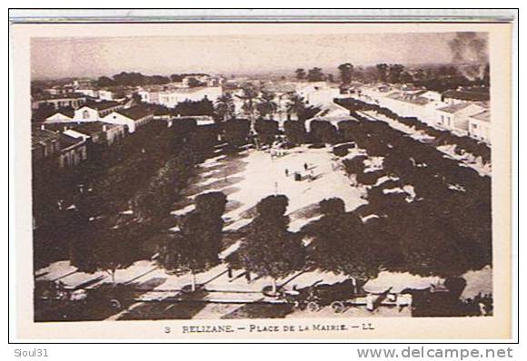RELIZANE- PLACE  DE LA  MAIRIE       TTBE