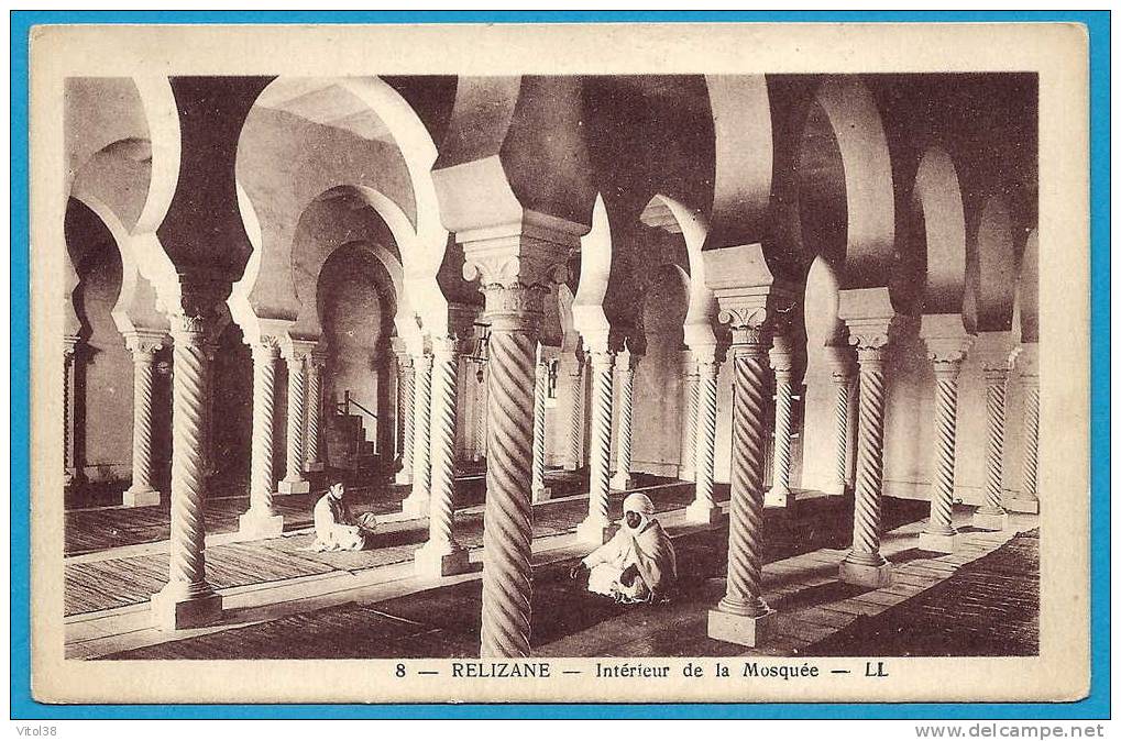 CARTE POSTALE 8 RELIZANE INTERIEUR DE LA MOSQUEE . LL .