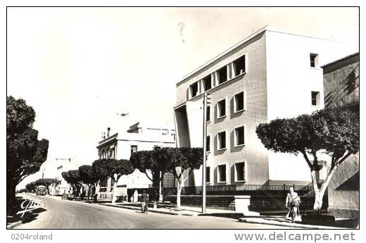 Relizane - Maison du colon et la grand avenue    Achat Immédiat