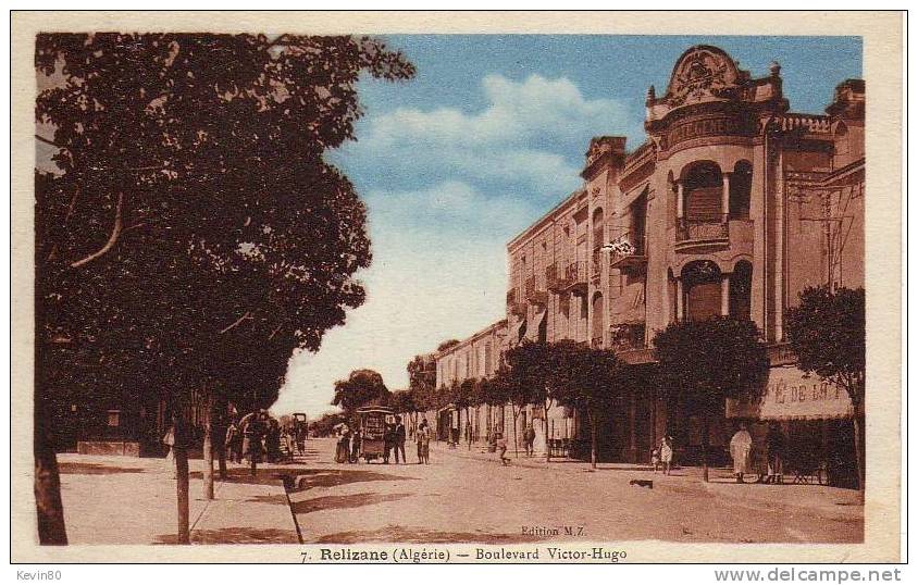 ALGERIE RELIZANE Boulevard Victor Hugo cpa couleur animée