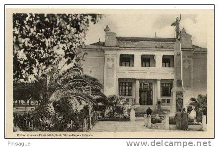 RELIZANE - Poste et Monument aux Morts