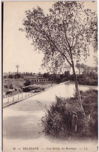 RELIZANE - les bords du barrage