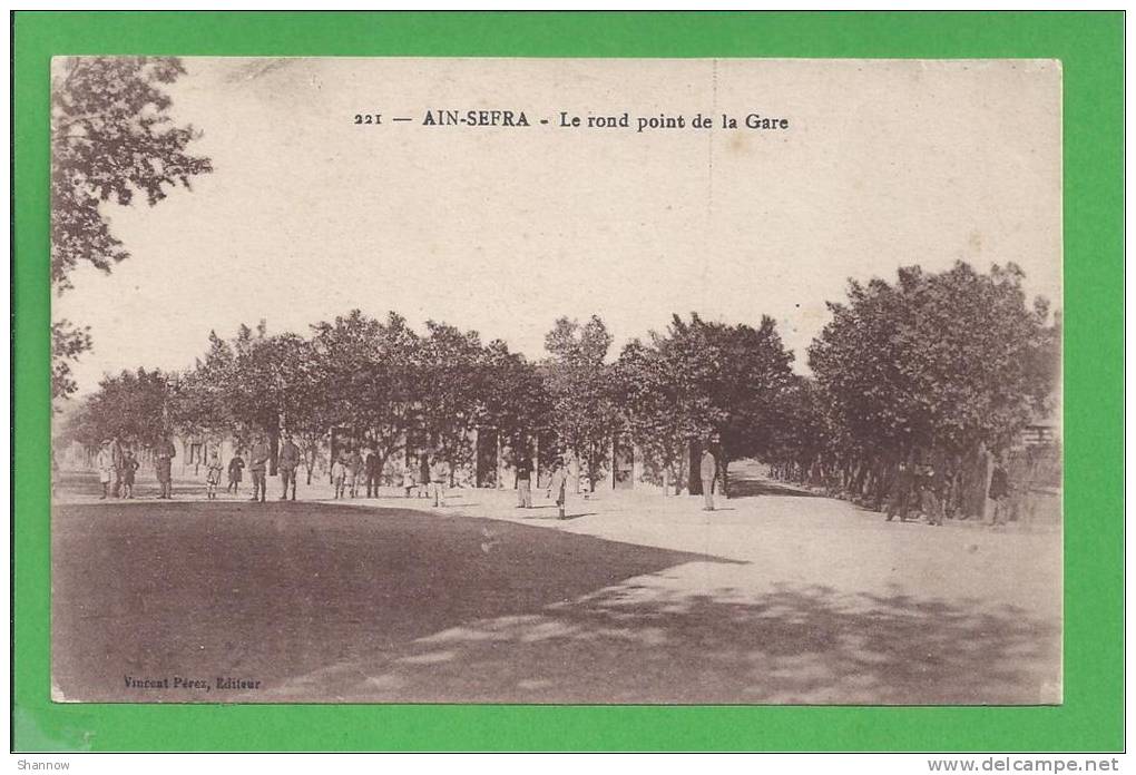 Algérie Aïn Sefra Aïn Safra le rond point de la Gare animée uniforme militaire Edit Vincent Perez