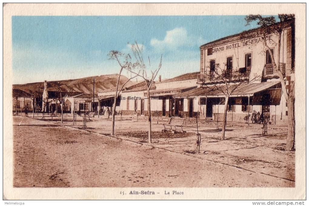 CPA carte postale ancienne AFRIQUE ALGERIE AÏN SEFRA la place grand hôtel de france