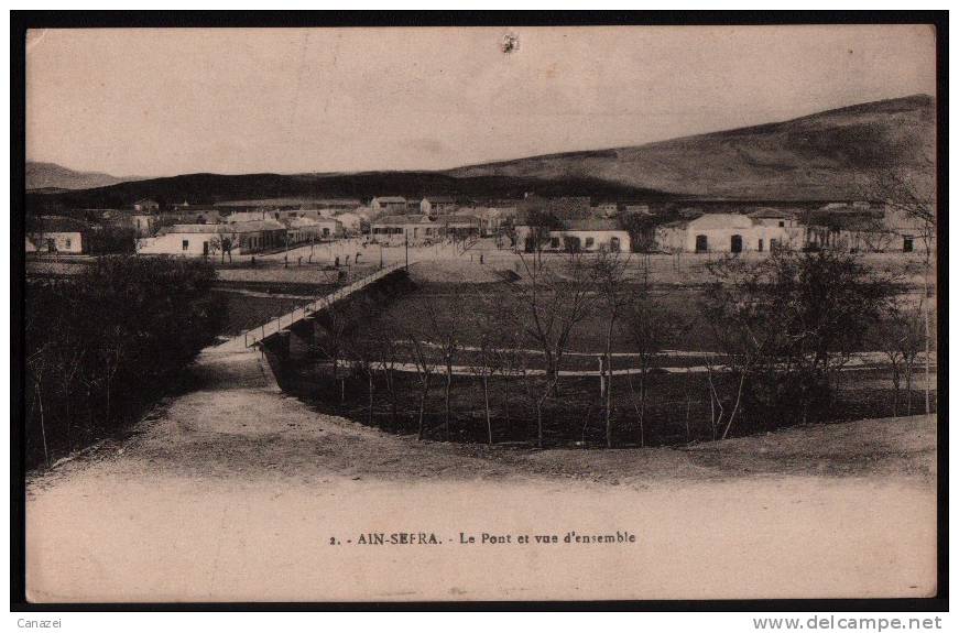 AK Algerien/Algeria/Algerie, Ain Sefra, Le Pont et vue d'ensemble