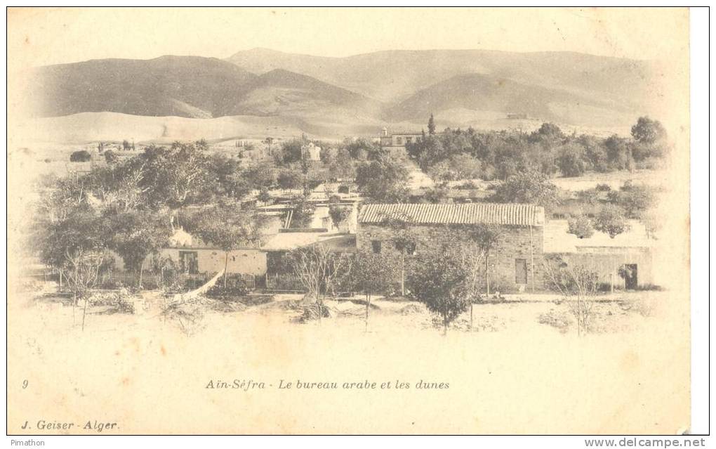 Ain - Sefra  - Le bureau arabe et et les dunes ,petit pli en haut à gauche ( voir scan )