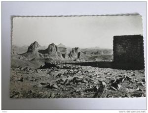 TAMANRASSET (hoggar) ASSEKREM - Vue générale ,à droite l´ermitage du R.P. de Foucauld ,alt.2780m