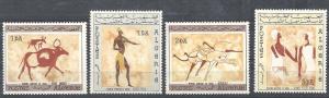 1966  Alg.  n° 414 à 417  Nf* charnière légére. Peintures rupestres du Tassili N´Ajjer, au Sahara.