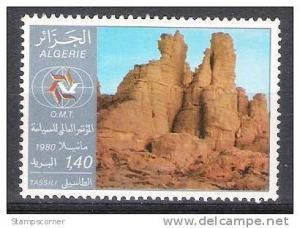1980 - Conférence mondiale du tourisme, à Manille - Tassili  N° 720 **