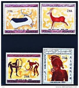 Algérie 437 / 40 Dessins rupestres du Tassili