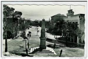 BORDJ BOU-ARRERIDJ-MONUMENTS AUX MORTS DE 1870 ET COURS DU CHEYRON