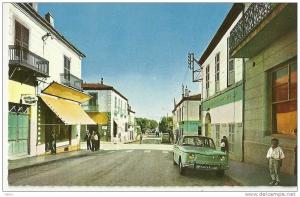 Algérie - BORDJ-BOU-ARRERIDJ (SETIF) AVENUE DE LA REPUBLIQUE - RENAULT R.8 en beau plan -COMBIER - Ets BAKHTI ORAN