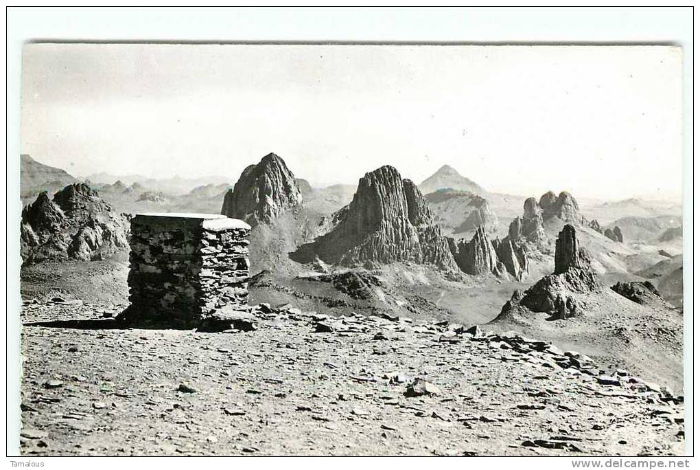 TAMANRASSET - ASSEKREM - VUE GENERALE sur le MASSIF - Scan recto-verso -