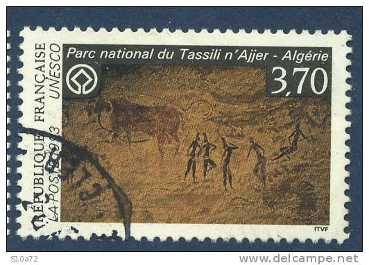 France - Service 111 oblitéré - Patrimoine mondial Parc National du Tassili n'Ajjer en Algérie