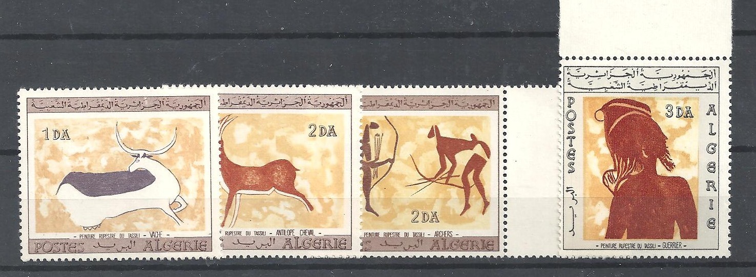 1967 Alg. n°437 à 440  Nf** . Dessins rupestres de Tassili.