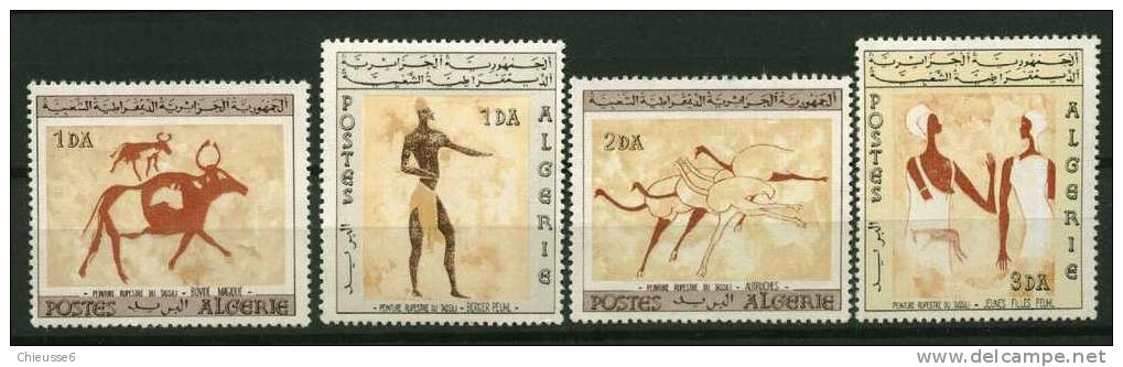 Rep. Algérie** n° 414 à 417 - Peintures rupestres du Tassili N´ajjer