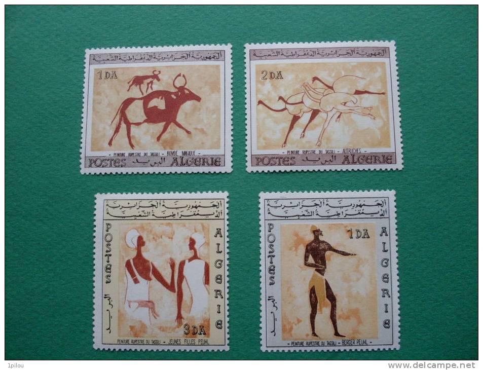 ALGERIE. PEINTURES RUPESTRES DU TASSILI AU SAHARA. Série1