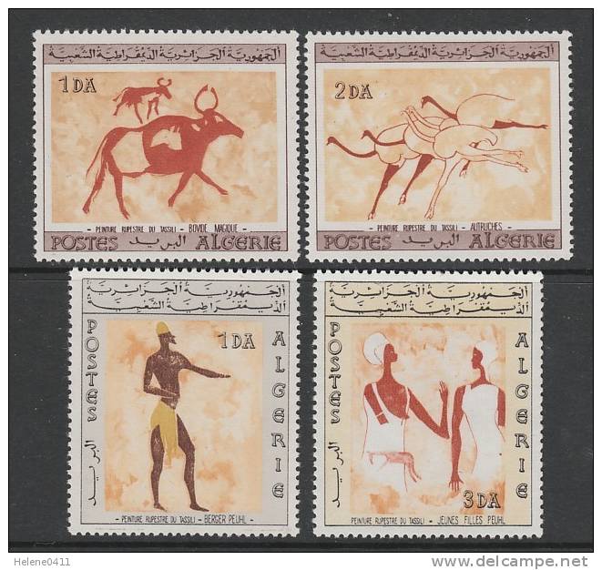 SERIE NEUVE D´ALGERIE - PEINTURES RUPESTRES DE TASSILI N´ASSER AU SAHARA N° Y&T 414 A 417