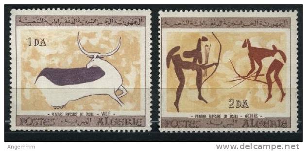 4 TIMBRES NEUFS ALGERIE 1967 DESSINS RUPESTRES DE TASSILI YT 437 A 440