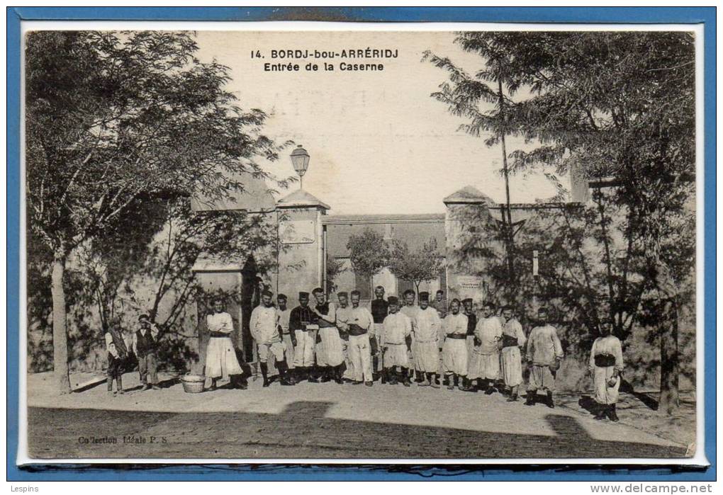 ALGERIE -- BORDJ BOU ARRERIDJ --  Entrée de la caserne