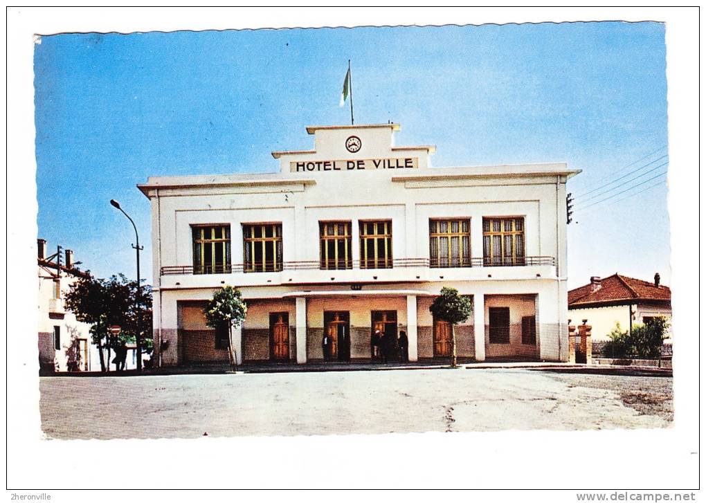 CPSM - BORDJ BOU ARRERIDJ ( Sétif ) - L' Hôtel de Ville - 1968