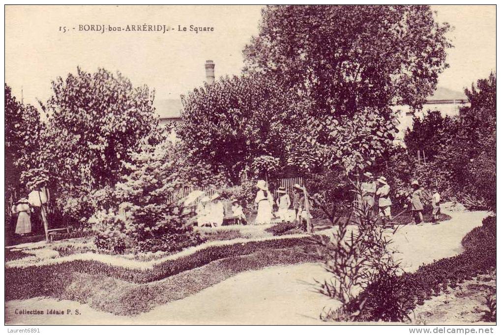 CPA AFRIQUE ALGERIE BORDJ BOU ARRERIDJ LE SQUARE ENFANTS TRES ANIMEE