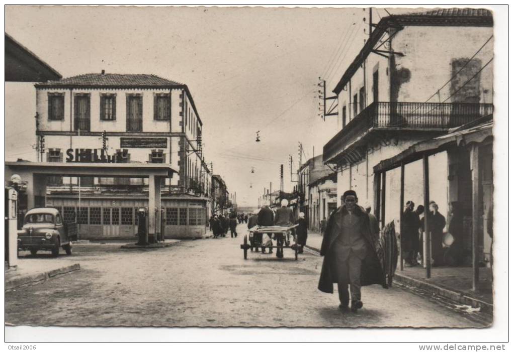 Afrique - Algérie - Khenchela - Vue de Quisques - Rue Lamoricière