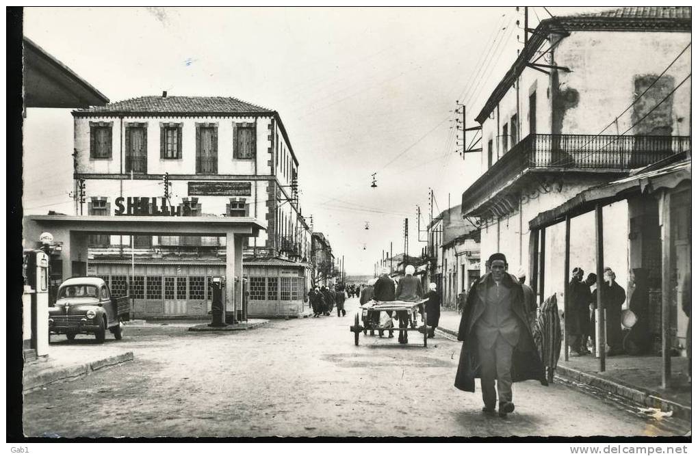 Algerie --- Khenchela --- Vue de Quisques  -- Rue Lamoriciere