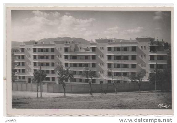 SOUK  AHRAS  CASERNE DE LA GARDE MOBILE