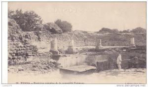 TIPAZA / FONTAINE ROMAINE DE LA PROPRIETE TREMAUX