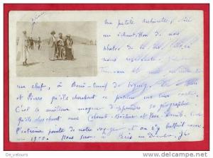 Béni Ounif de Figuig. Carte photo avec Anatole France et un chef de la région entouré Valentine Thomson  Marcelle Michel