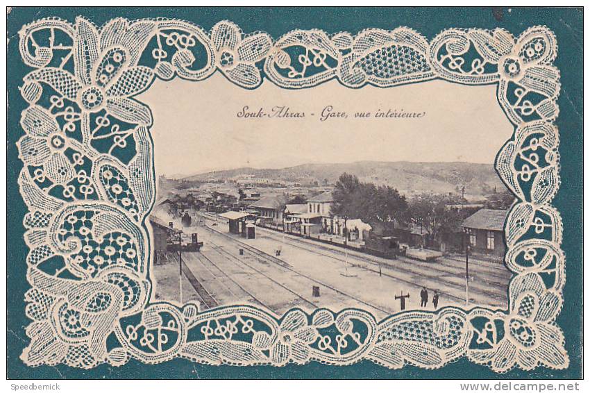 19692 SOUK AHRAS -tunisie - la gare, vue intérieure. col durnté et guyard. 3e régiement? dentelle relief