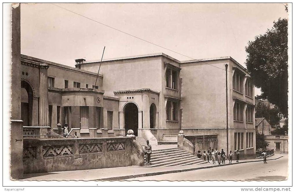 algérie   SOUK - AHRAS  le  groupe scolaire