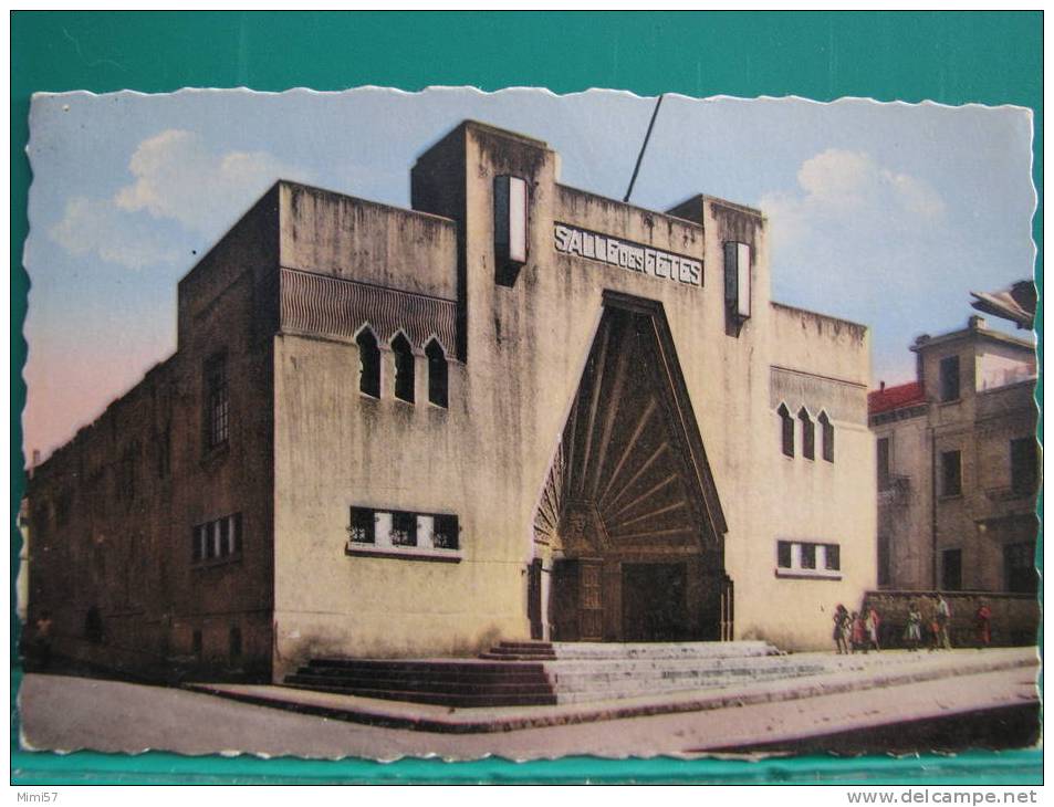 C.P.A. SOUK-AHRAS La salle des Fêtes