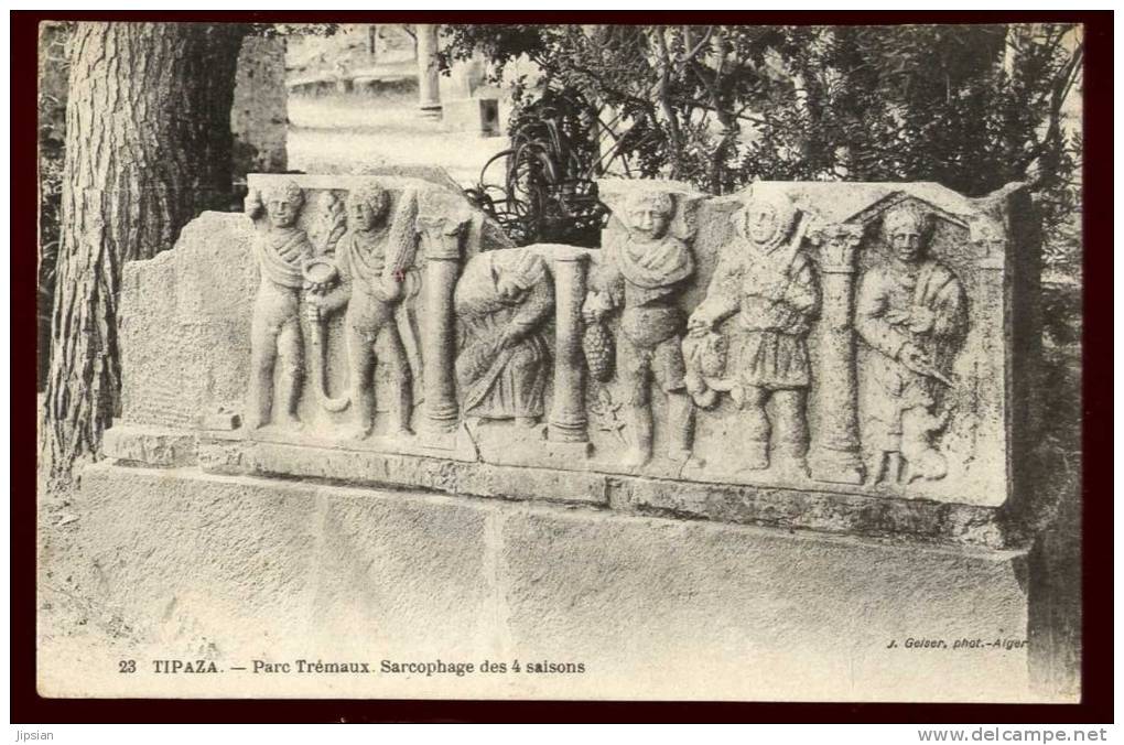 Cpa  Algérie Tipaza   Parc Trémaux  Sarcophage  des 4 saisons    EUG20