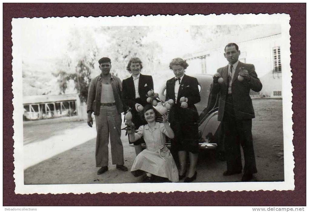 Belle photo TIPAZA 1951 - RENAULT 4CV