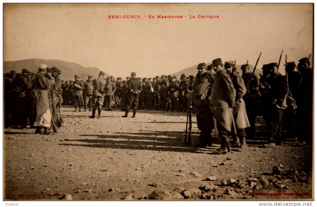 CPA Algérie / beni-ounif en 1919 / en manœuvre, la critique  (C 070)