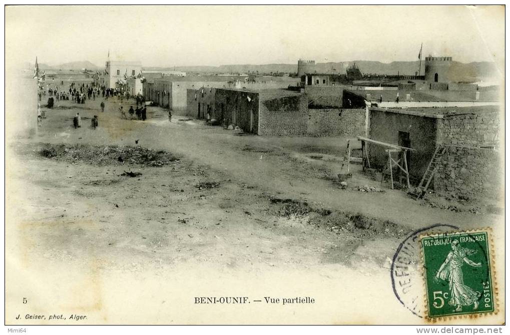 BENI-OUNIF .  VUE PARTIELLE .
