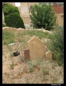 مقبرة قديمة بحي القصبة بندرومة