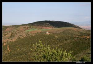 Un monument aux morts en plein Monts des Trarars